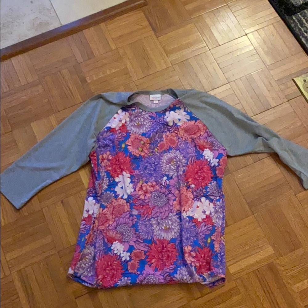 Lularoe 3/4 Sleeve Shirt